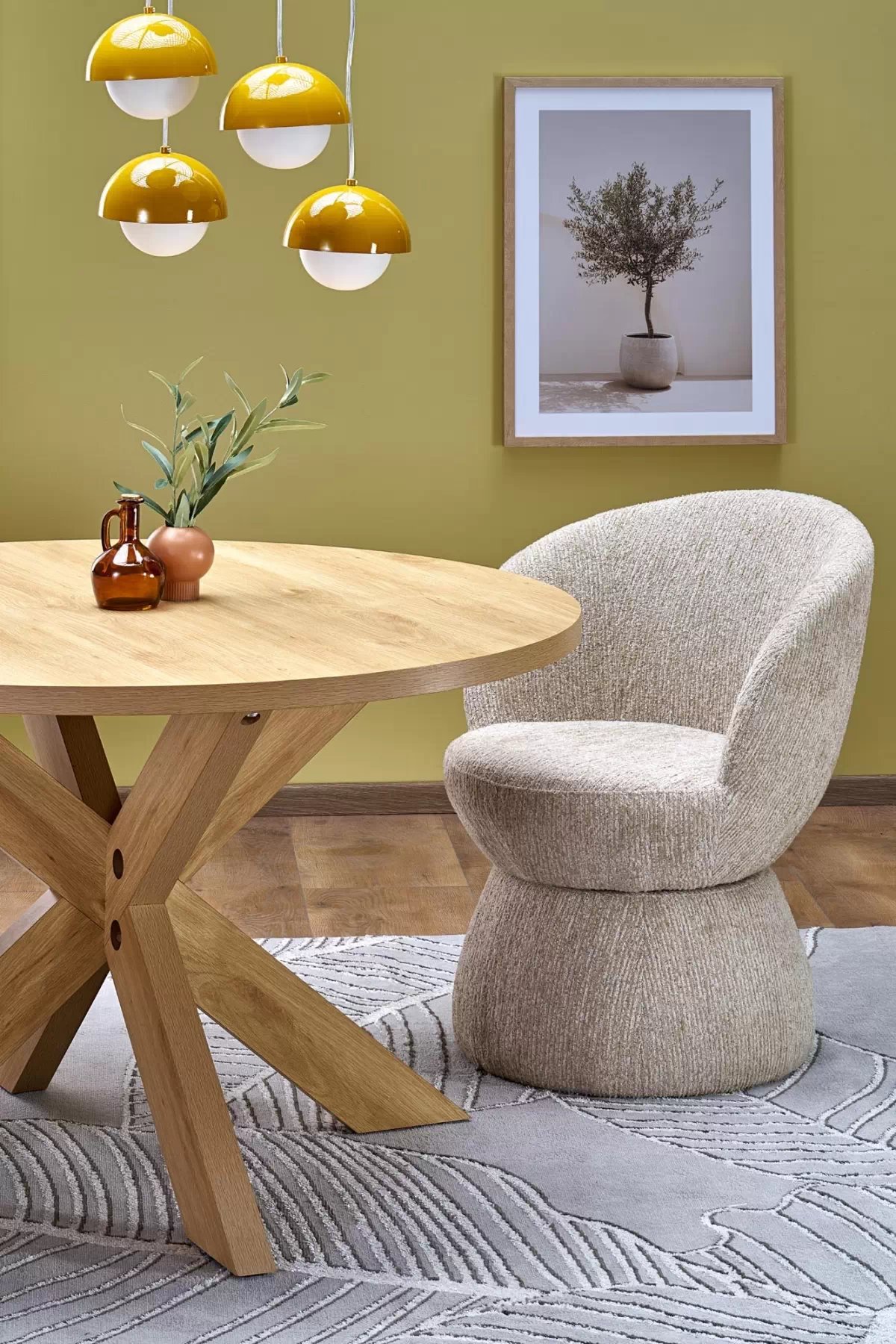 Jedálenský set Orleno okrúhly stôl + 4 stoličky Iverto - prírodný dub / béžová Stôl okragly Orleno s tromi tapicerowanymi krzeslami Iverto - Dub prírodné / béžový 