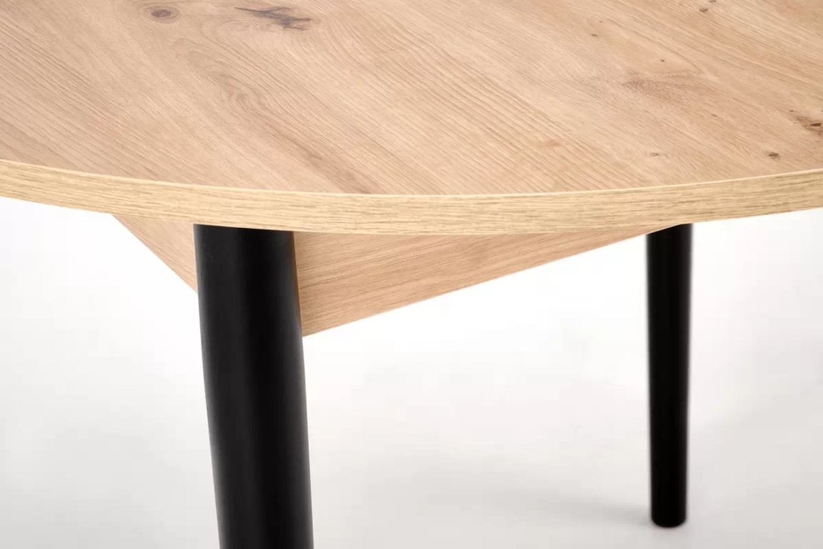 Rozkladací jedálenský set Elaris + 4 čalúnené stoličky Ferina – dub artisan / čierne nožičky / béžový velúr / čierne nožičky Stôl rozkladany Elaris z czterema krzeslami tapicerowanymi Ferina - kašmír / prírodné / béžový zamat / nožičky čierny 