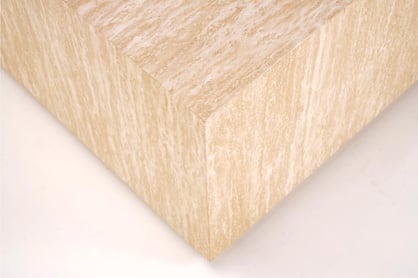 Štvorcový konferenčný stolík Novula 60 cm - travertín Stolík kawowy kwadratowy Novula 60 cm - Travertín