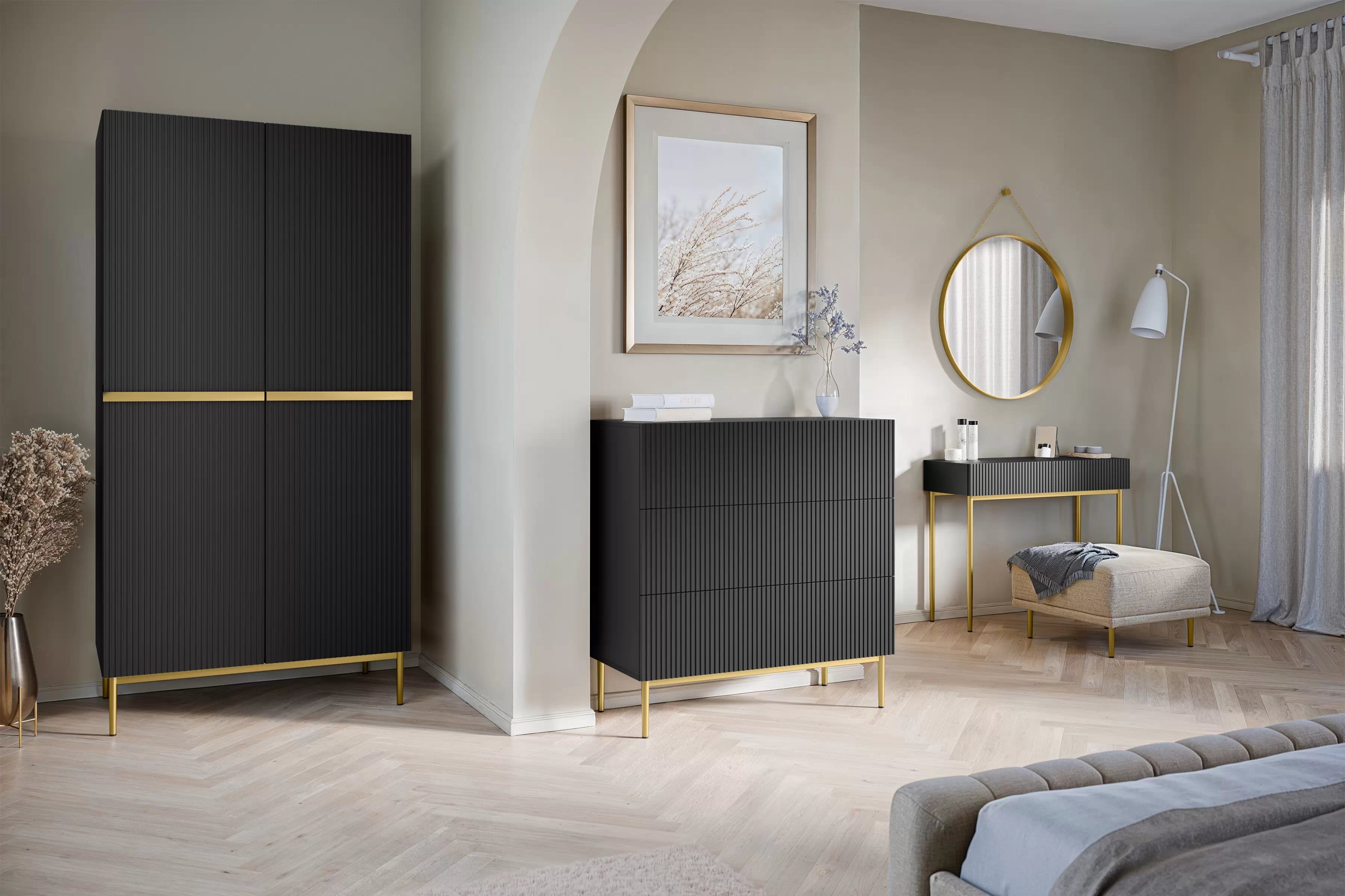 Skriňa Nicole s ukrytými zásuvkami a kovovými nožičkami 100 cm - čierny mat / zlaté nožičky Skriňa Nicole 100 cm so zásuvkami i metalowymi nogami - Čierny mat / zlote nozki