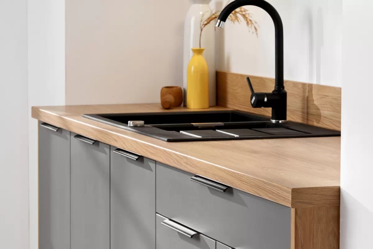 Spodní kuchyňská skříňka Ilandia D60.1 jednodveřová - šedá mat Skříňka kuchyňská spodní Ilandia D60.1 jednodveřová - šedá mat