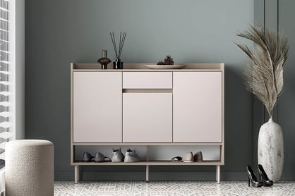 Botník Tivano 02 120 cm - kašmír / dub cremona skříňka na boty Voco 02 120 cm - kašmír / dub cremona