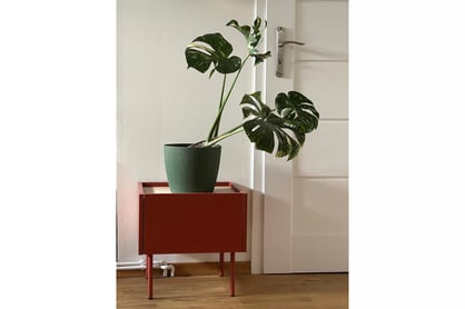 Nočný stolík so zásuvkou Desin 45 - ceramic red / Dub nagano Nočný Stolík Desin z szuflada 45 cm - ceramic red / Dub nagano