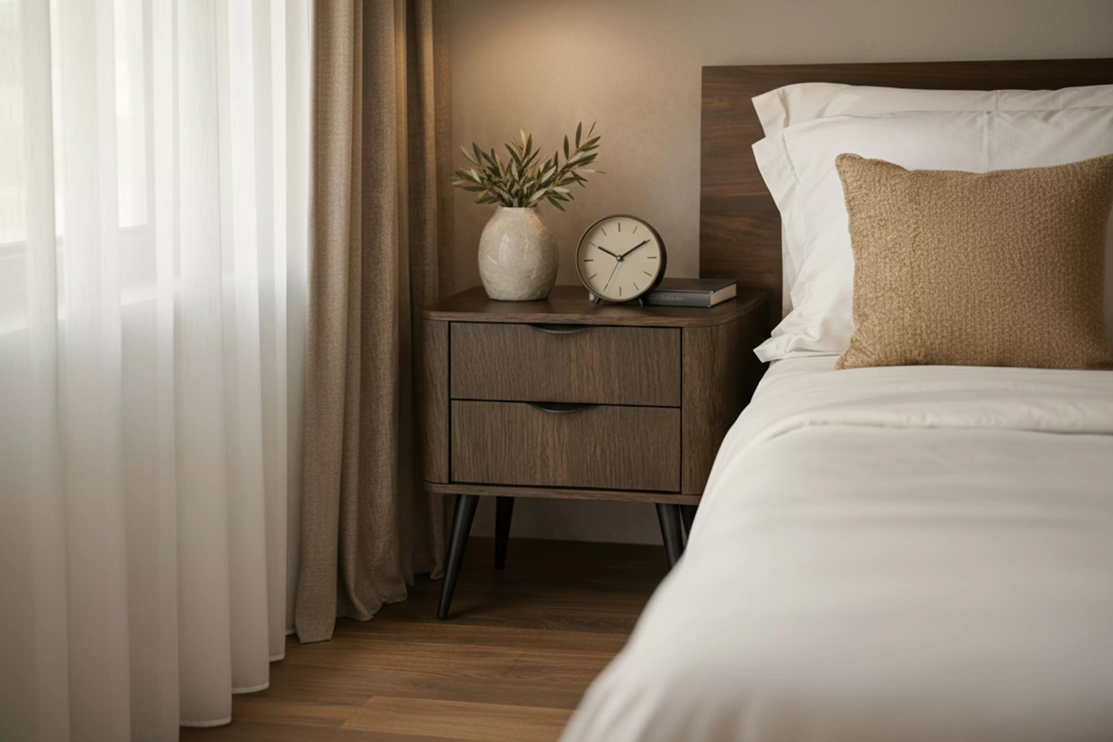 Nočný stolík Edrin 63 cm so zásuvkami - dub dunin / čierna Nočný Stolík Edrin 63 cm so zásuvkami - Dub dunin / Čierny