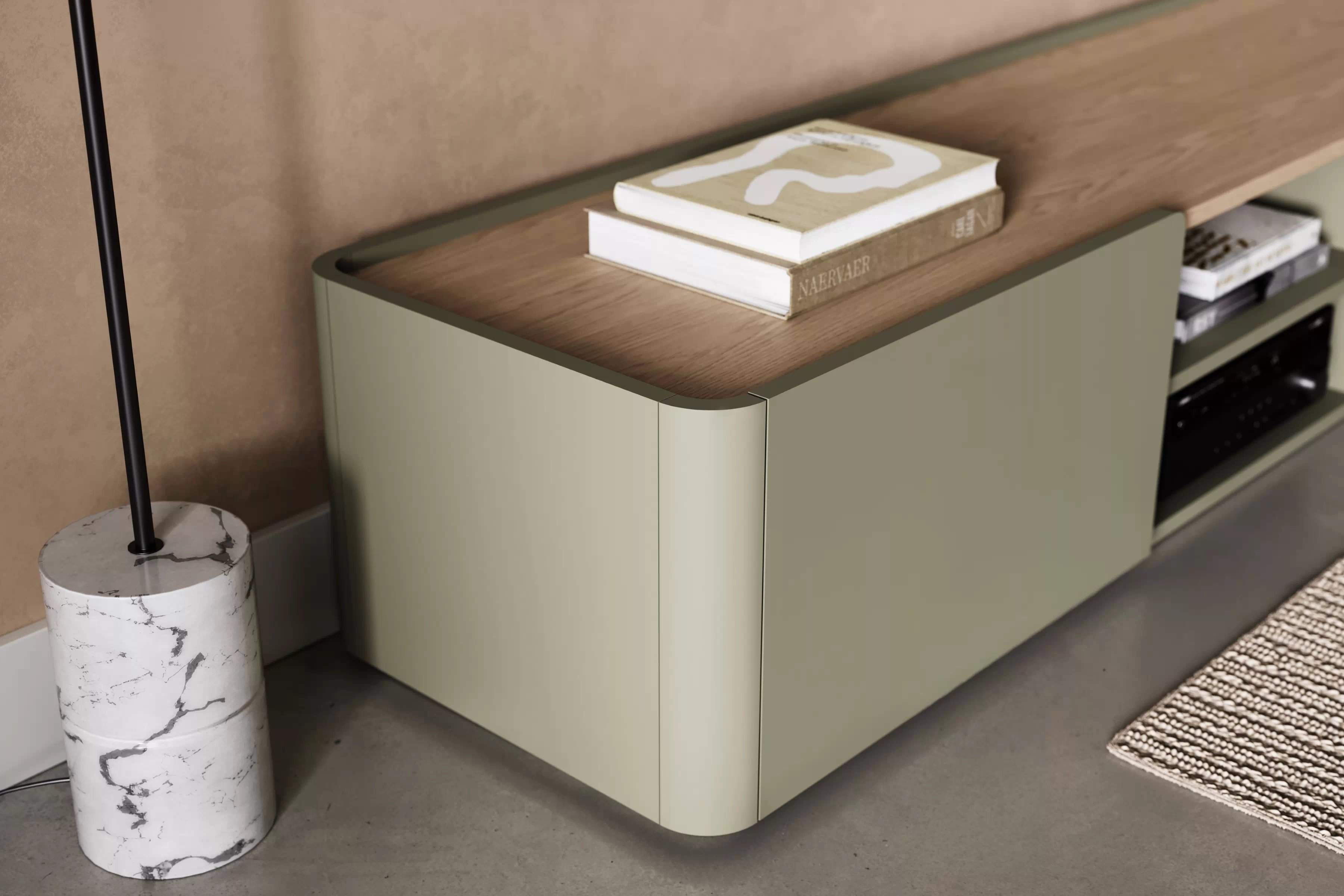 TV stolík Elivo 170 cm so zásuvkou - eukalyptus / dub baltic dune TV skrinka Elivo 170 cm - eukaliptus / Dub baltic dune