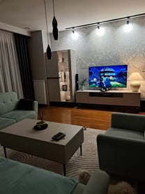 TV stolek Nicole 200 cm s výklenkem a zásuvkami - kašmír / černé nožky skříňka RTV Nicole 200 cm z wneka i zásuvkami - kašmír / černá nozki
