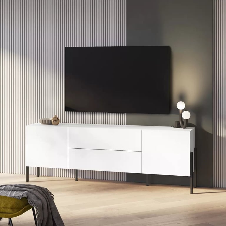 TV skrinka Wezilo so zásuvkami 204 cm - biely supermat / čierne nožičky TV skrinka Wezilo so zásuvkami 204 cm - Biely supermat / čierny nožičky