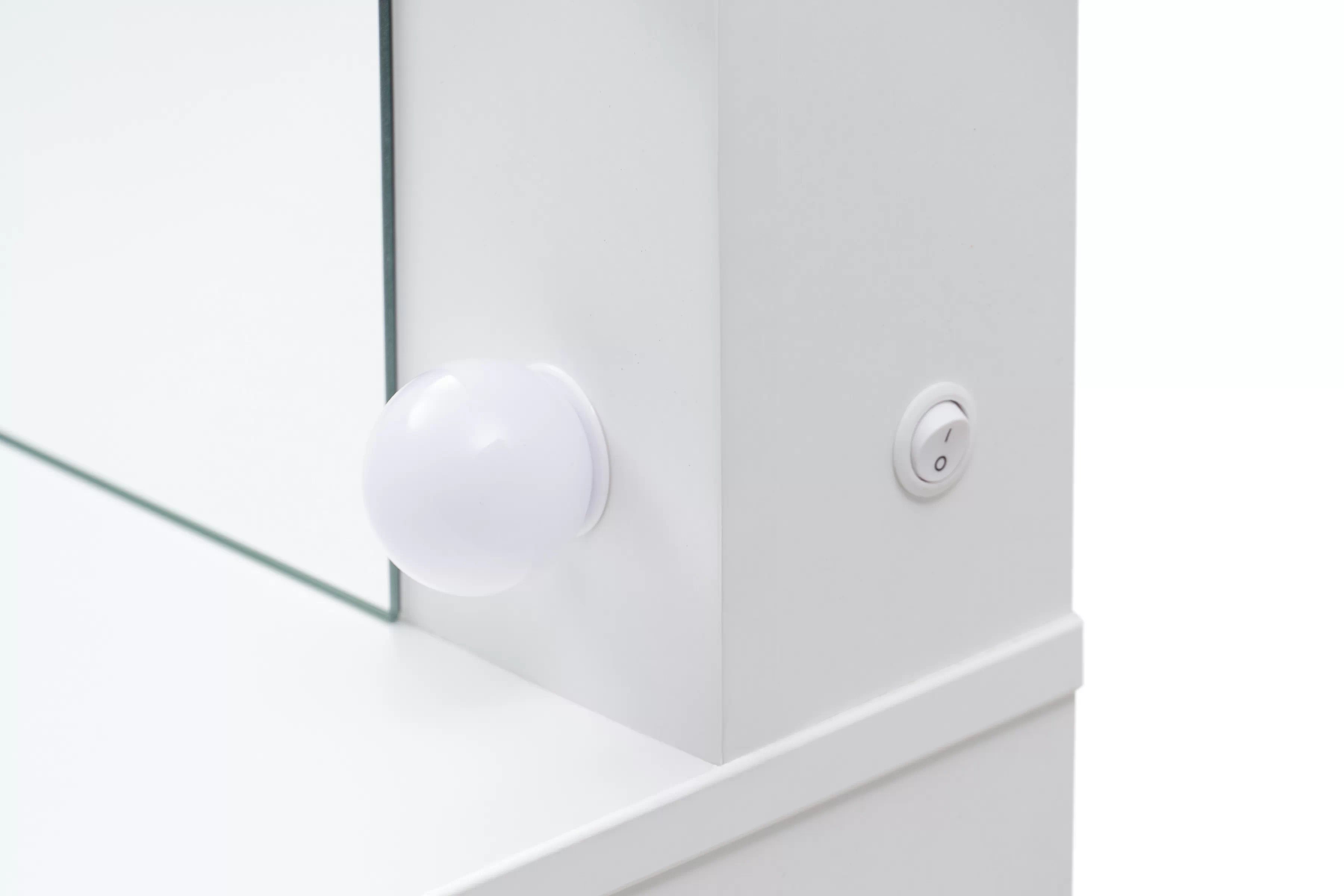 Toaletný stolík Velinio XL 120 cm - biela Toaletný stolík Velinio XL 120 cm - Biely